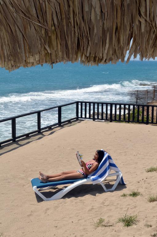 Beyond Sunset Resort & Villas トレジャー・ビーチ エクステリア 写真