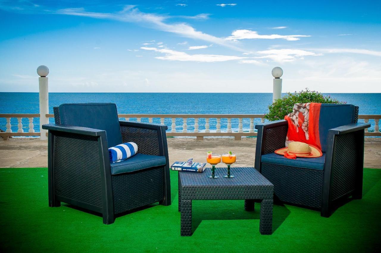 Beyond Sunset Resort & Villas トレジャー・ビーチ エクステリア 写真